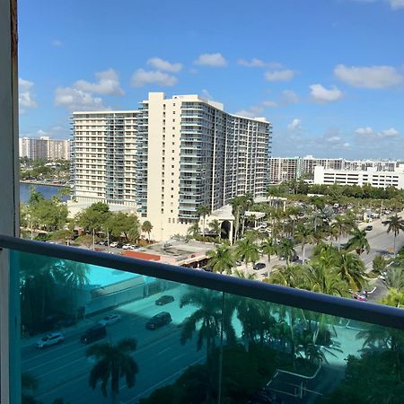 Cozy Ocean View Apartment By Miami Te Espera - Hallandale 11E Hollywood Exterior photo